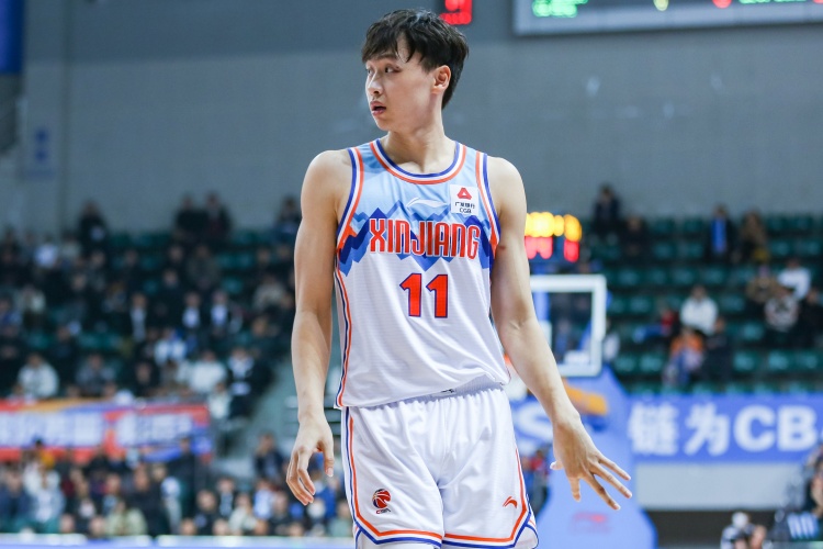 中規(guī)中矩！齊麟8中4拿到15分6籃板 有4失誤&正負(fù)值-10