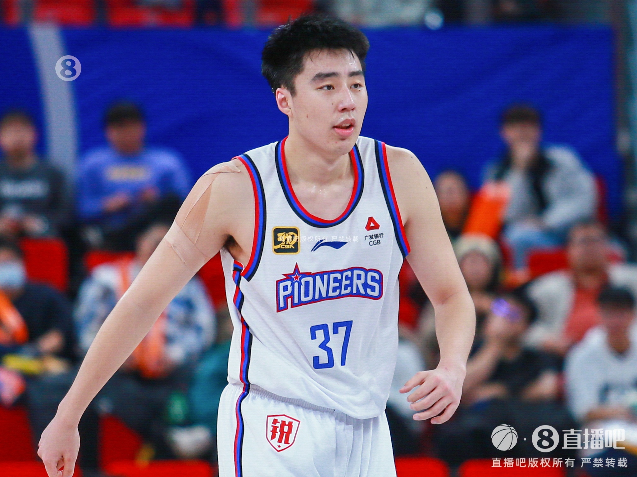 無奈最后6犯離場！杜伯超20中10&三分8中3空砍24分4板2帽