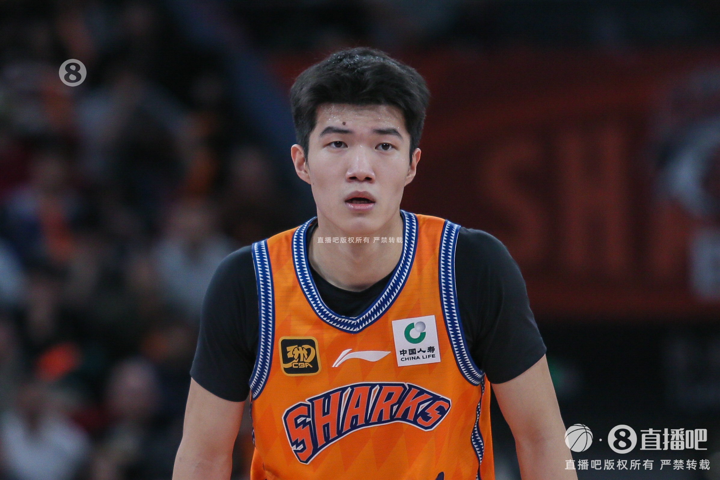 率先發(fā)力！偰李永煒首節(jié)5中4拿到11分 三分4中3